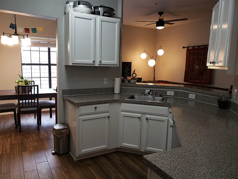 2825 Reagan St #D — Photo 5