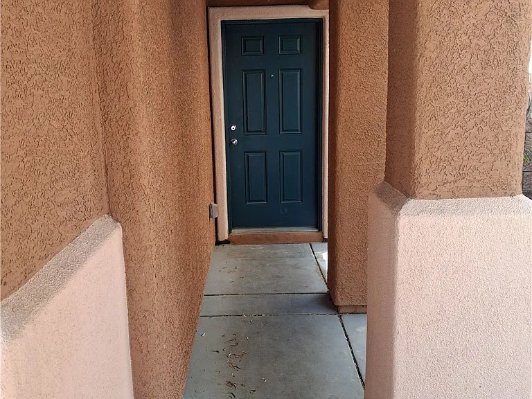 8011 Torremolinos Ave — Photo 27