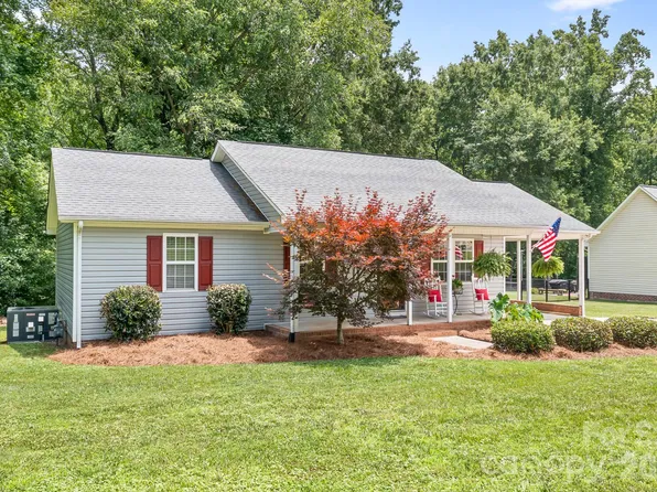 218 Vernon St, Cherryville, NC 28021