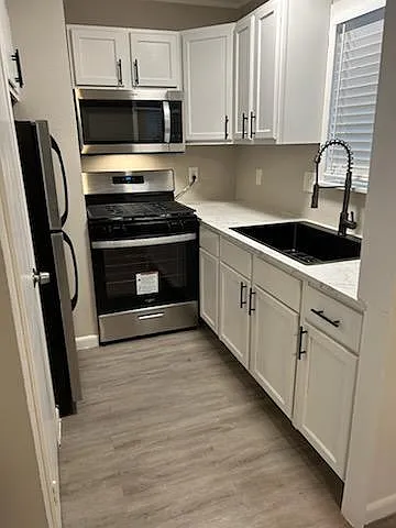 Mahncke Park LLC — Photo 5