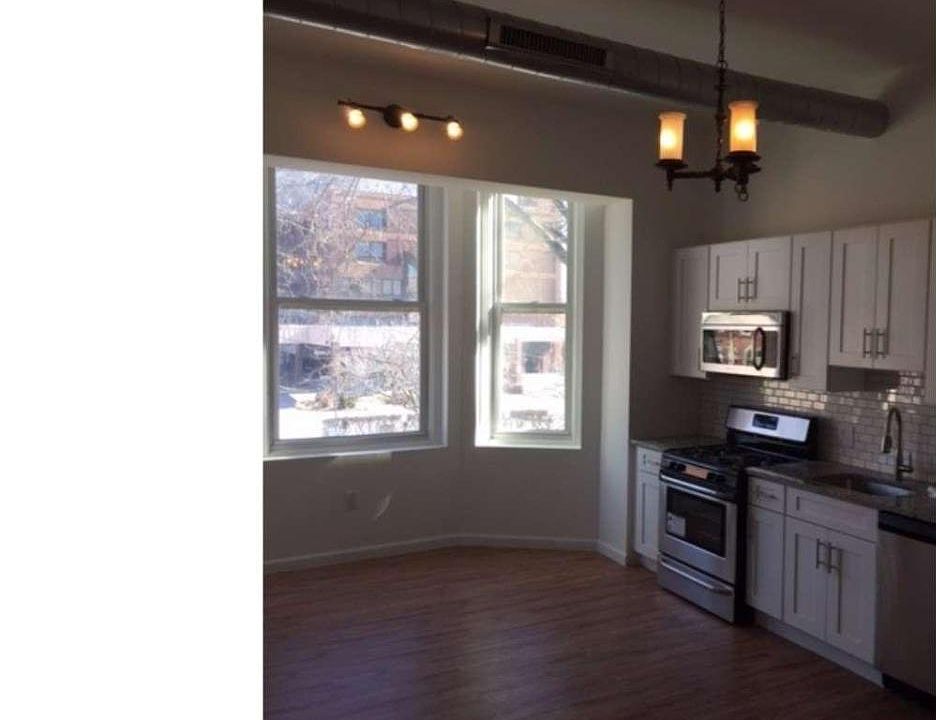 1st image of 1700 W Girard Ave #1