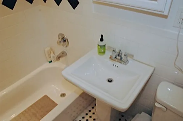 Rented by Boerum Hill Realty | media 34