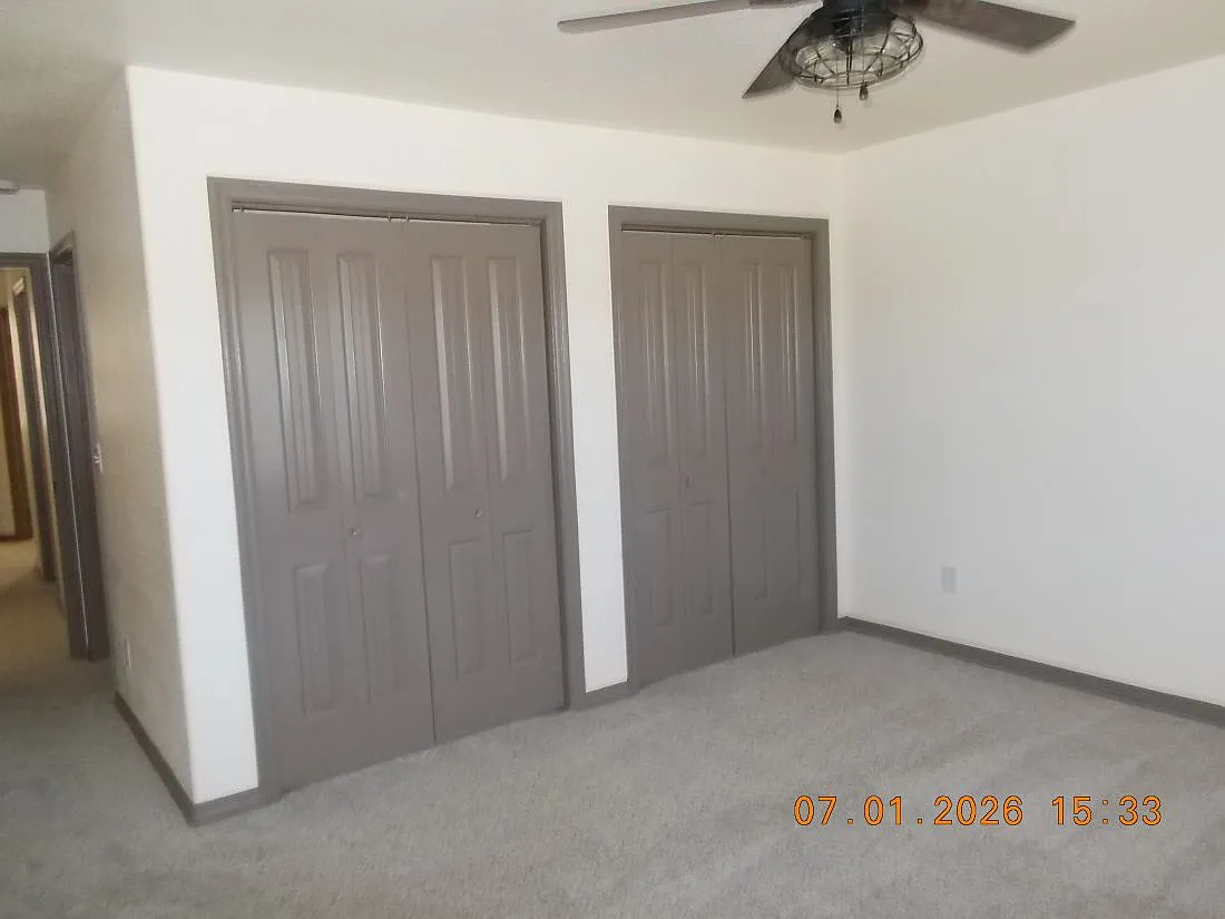 3 bed, 2.5 bath, 1617 sqft, $2,600 — Photo 2