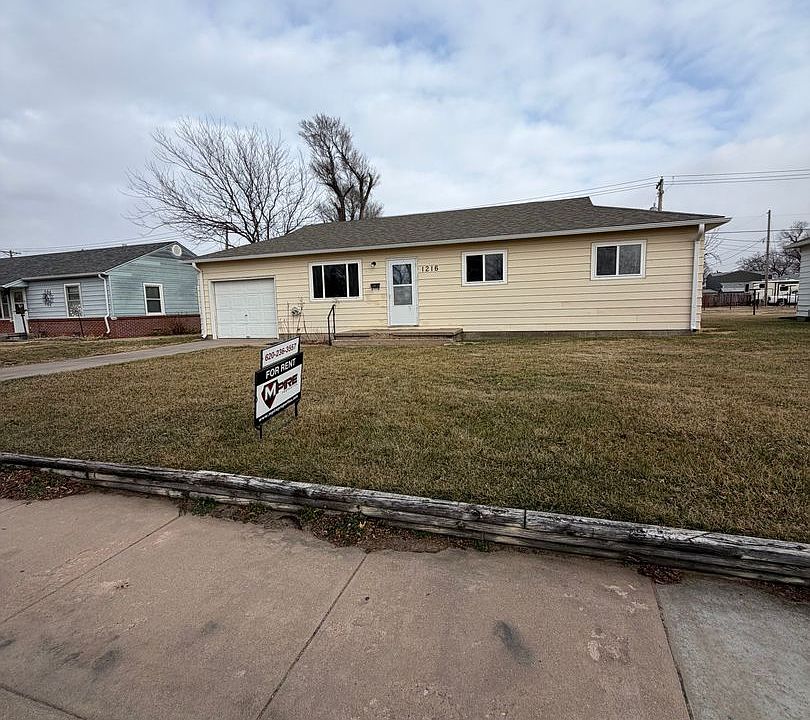 1st image of 1216 Eisenhower Ave