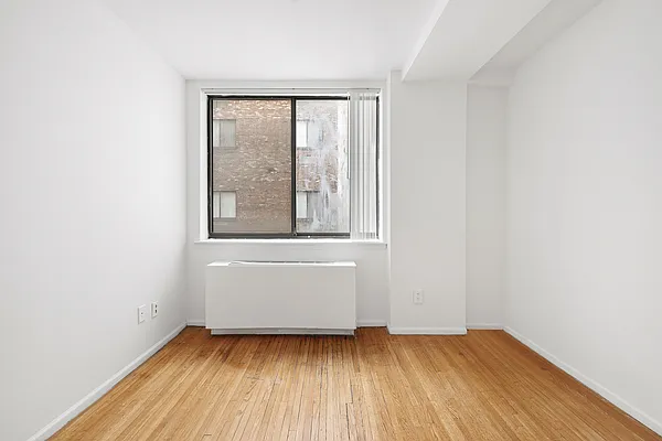 Rented by J PRESTON AND ASSOCIATES INC | media 34