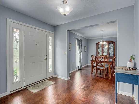 2nd image of 101 Clearmeadow Dr