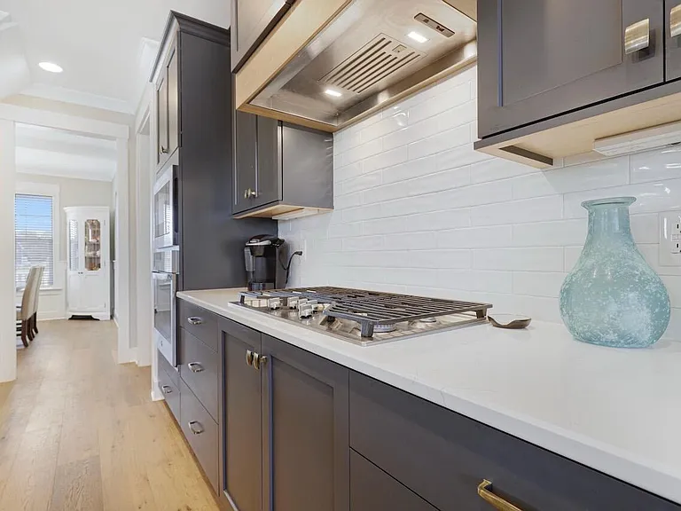 6209 Morning Glory Dr — Photo 20