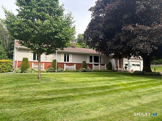 1st image of 68 Earl Avenue