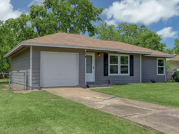 3rd image of 114 Highland Dr