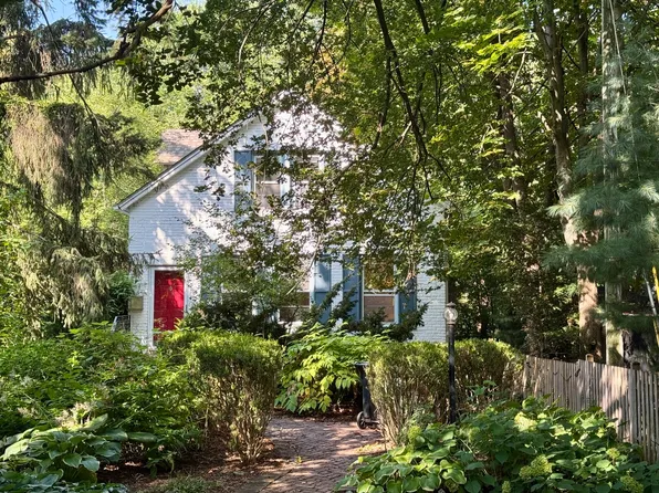 1240 Wesley Ave, Evanston, IL 60202
