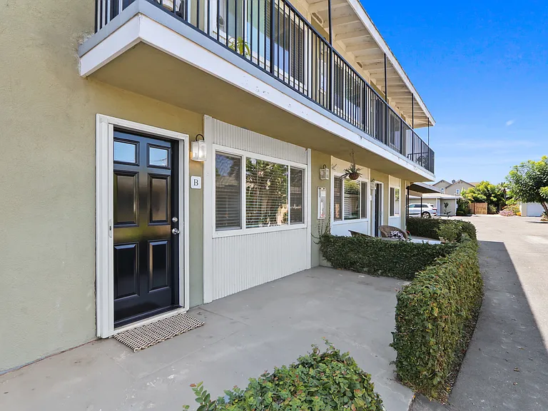 Private Front Patio