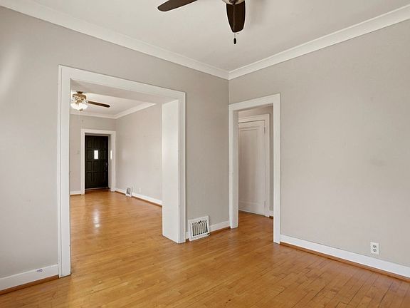 5th image of 916 S Webster St #6265902A