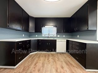 1459 Plum St #1, Lincoln, NE 68502