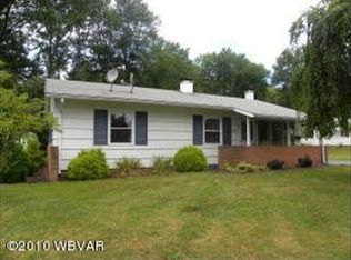 1525 Elwood Rd, Williamsport, PA 17701