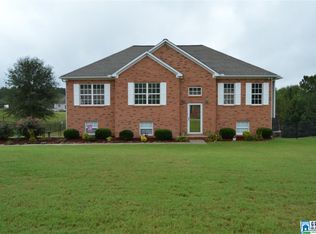 195 Thornberry Dr, Hayden, AL 35079