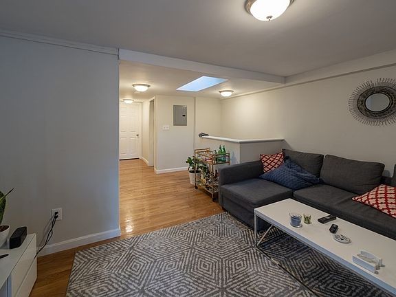 3rd image of 160 Dorchester St #3