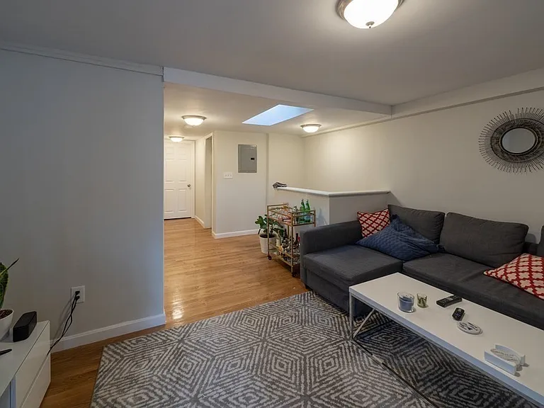 160 Dorchester St #3 — Photo 3
