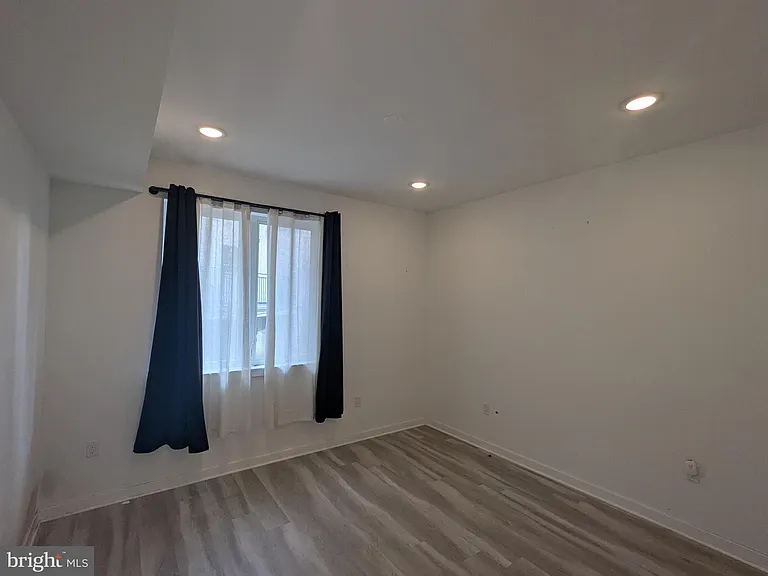 1524 Ridge Ave #2 — Photo 12