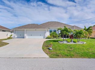 92 Broadmoor Ln, Rotonda West, FL 33947