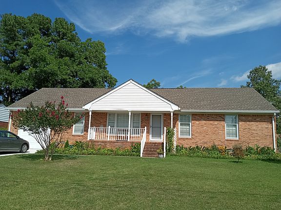 2nd image of 944 Richland Dr