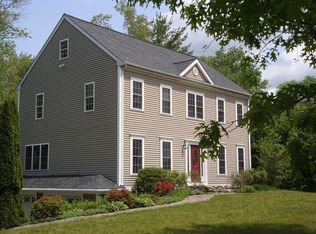 131 Mayflower Rd, Plympton, MA 02367