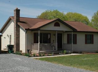 48 Middle Spring Rd, Shippensburg, PA 17257
