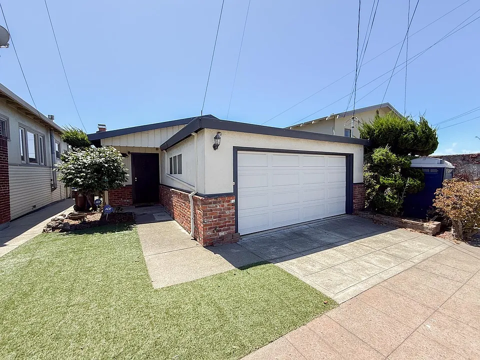 5436 Fresno Ave