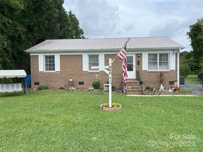 417 S Pearl St, Troy, NC, 27371