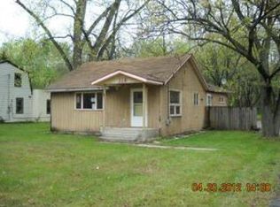 308 67th St, Schererville, IN 46375