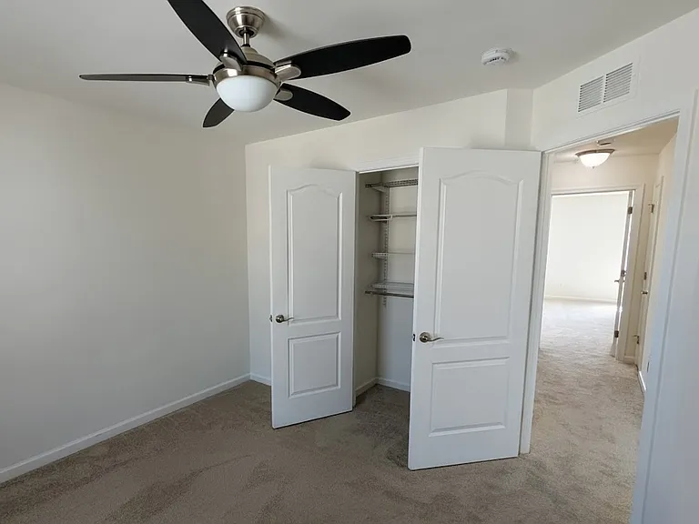 7821 Taggart Ct — Photo 45
