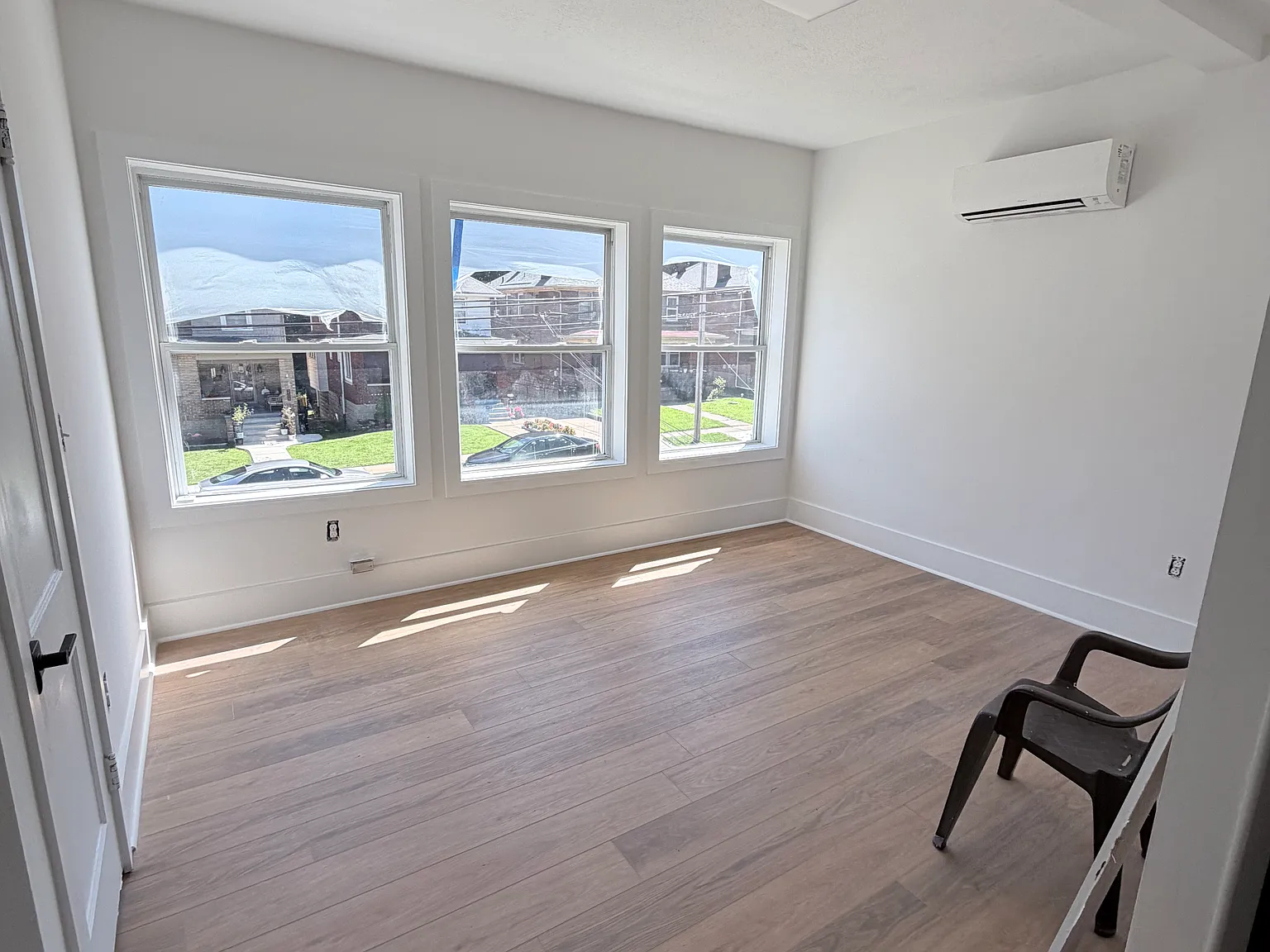 1 bed, 1000 sqft, $1,000 — Photo 3