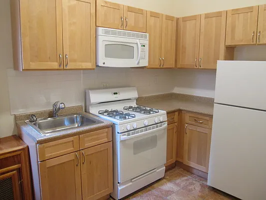 Rented by City & Suburban | media 21