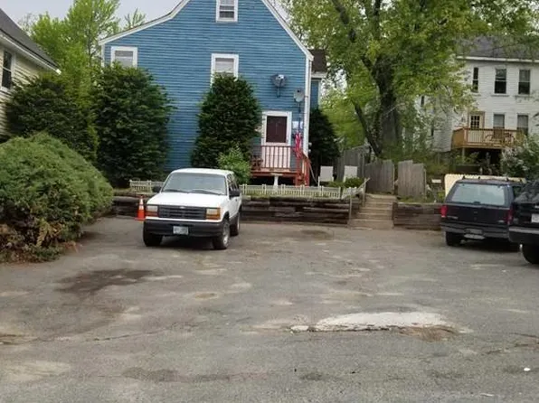 59 Pentucket St, Haverhill, MA 01830