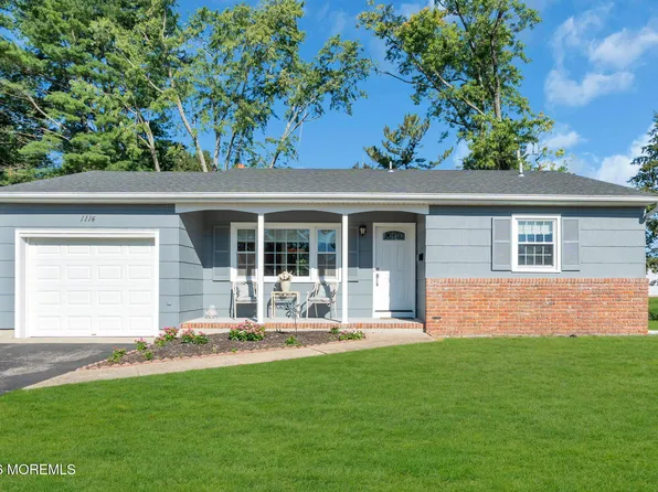 1114 Waterberry Court N, Toms River, NJ 08757