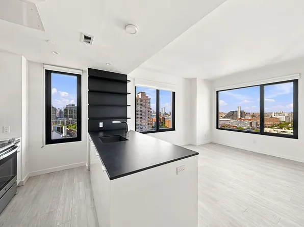 22 Chapel St, Brooklyn, NY