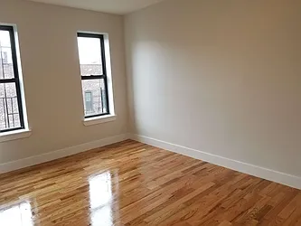 Rented by Lang Realty LLC