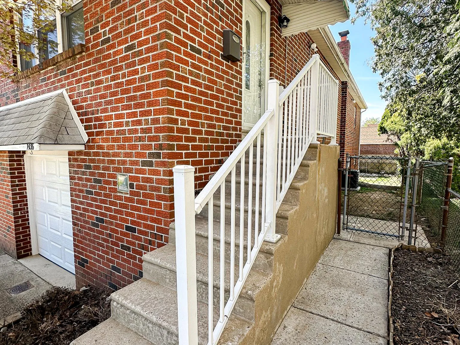 2 bed, 1197 sqft, $2,000 — Photo 2