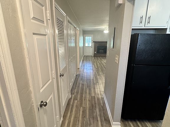 2nd image of 216 Dixie Dr APT B3