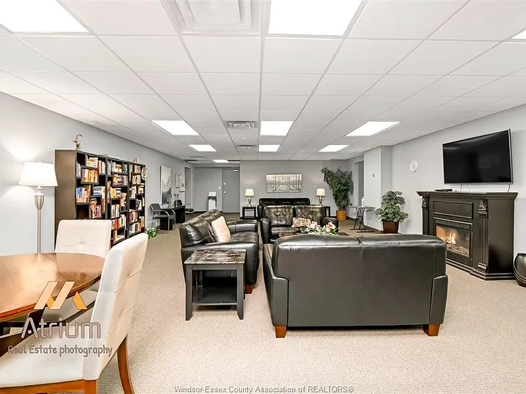 380 Pelissier St #1608 — Photo 41