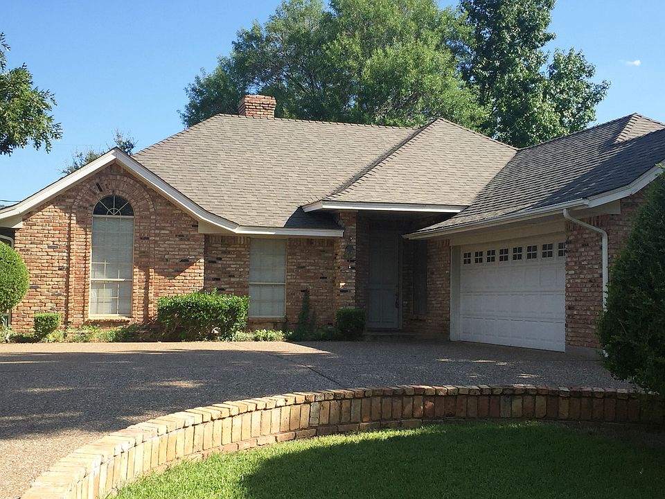 1st image of 102 Mustang Dr