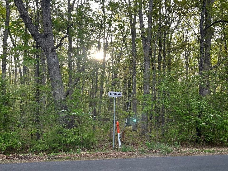 2nd image of Black Walnut Run Rd