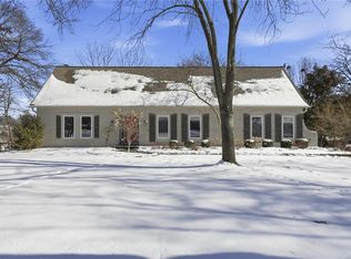 9815 Overbrook Rd, Leawood, KS 66206