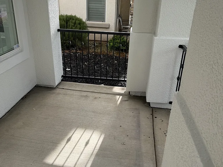 109 Cropton Ct — Photo 64