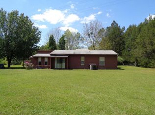 1780 Macedonia Rd, Cottondale, FL 32431