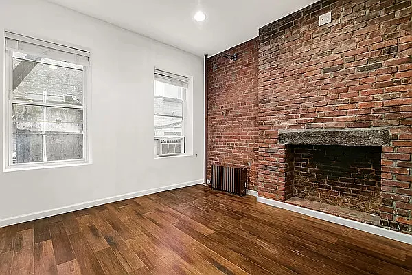 Rented by Green Leaf Management, LLC | media 10