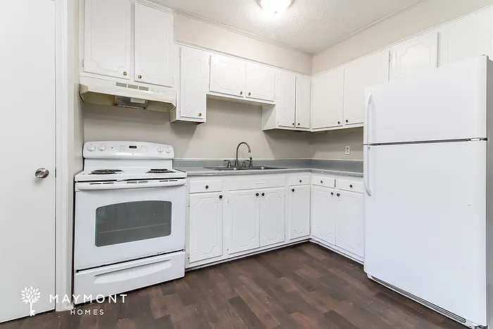 2027 Glenn Rd — Photo 5