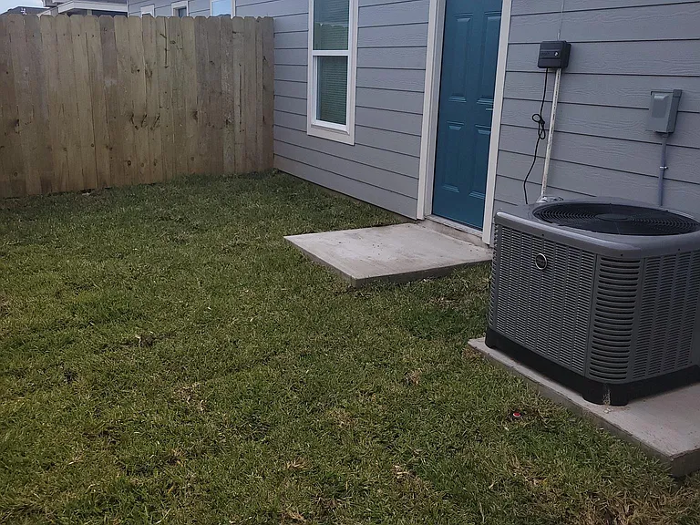 2229 Valley Cir #A/B — Photo 5