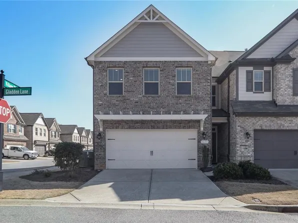 8605 Gladden Ln, Suwanee, GA 30024