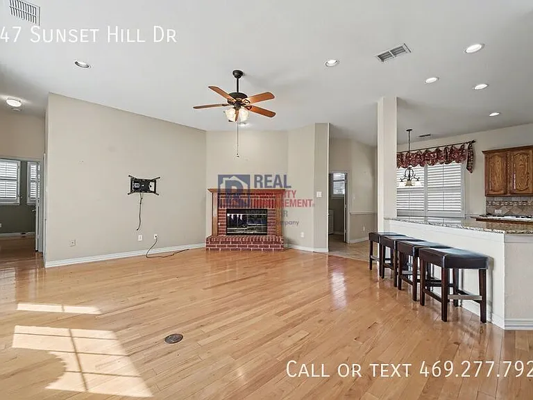 947 Sunset Hill Dr — Photo 8