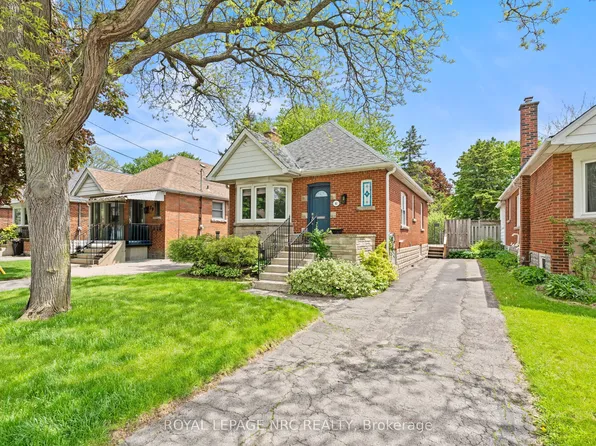 81 Belvidere Ave, Hamilton, ON L9A 3B6